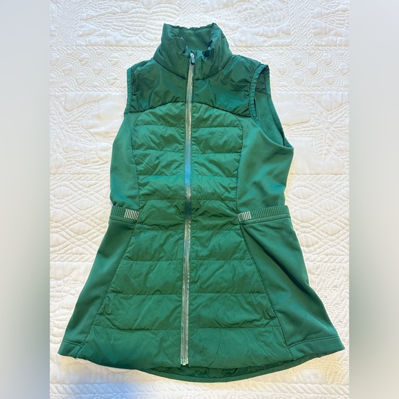 Lululemon Green Sleeveless Puffer Vest - Picture 1 of 4